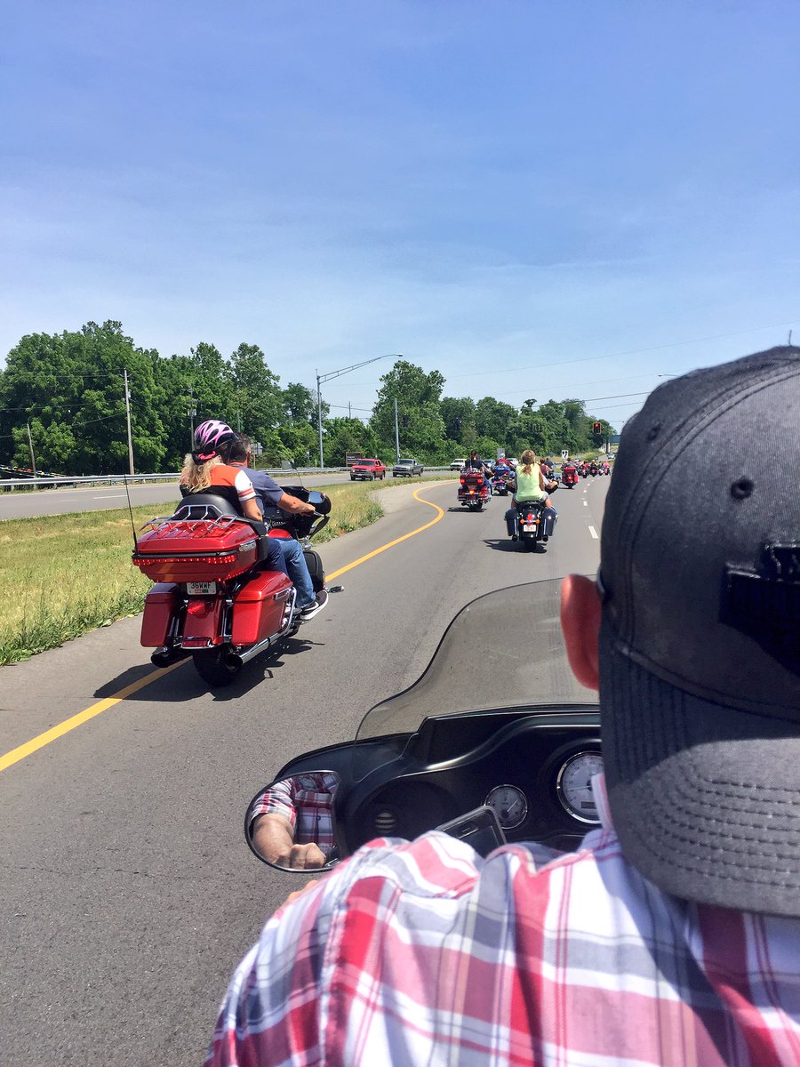 MrsABurkitt's tweet photo. Beautiful day for a Poker Run benefitting the Pioneer Center, which turned into lunch at #MillstoneBBQ 😋 https://t.co/3IBJr2Ruwh