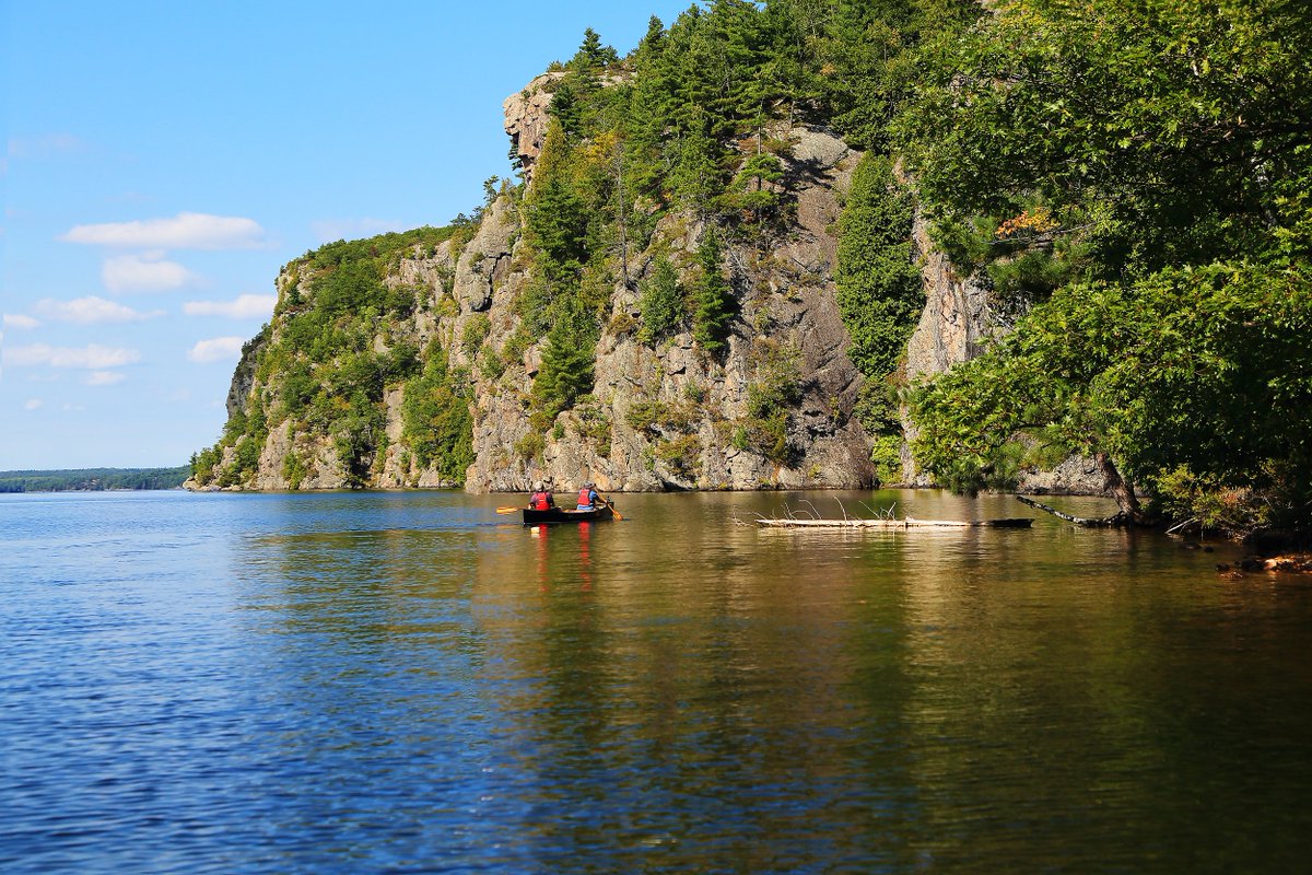 RT if you've ever paddled <a href="/BonEchoPP/">Bon Echo PP</a>'s Mazinaw Lake! 

#PaddleON #NationalPaddlingWeek