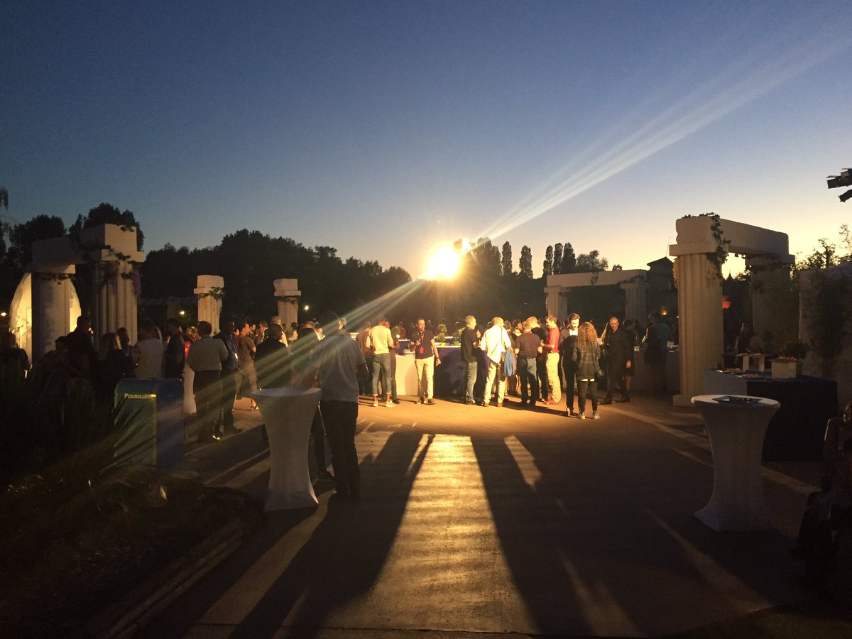 LucileValat's tweet photo. Merci et bravo au @ParcAsterix pour cette belle soirée d'inauguration du Pégase Express. Superbe accueil! https://t.co/E22SWRU6DL