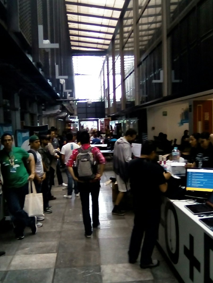 Thoby_04's tweet image. Como dice la cancion
Adios amor, me voy de ti
#PythonDayMX17