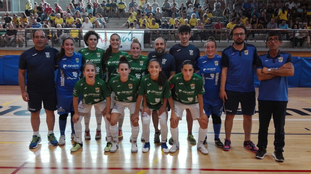 GuadaFSF's tweet photo. Bueno, hemos dado un pequeño paso ante un gran equipo, queda la vuela la eliminatoria está abierta. @ACFSFfutsal @jg_saborido @Futsalsur https://t.co/KH287ezWcH