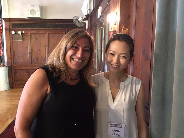 these cute collaborators got together <a href="/MAPSOBookFest/">MAPSO Book Festival</a> can't wait to see Squirrel's Family Tree from <a href="/Scholastic/">Scholastic</a> in a year or two ladies.