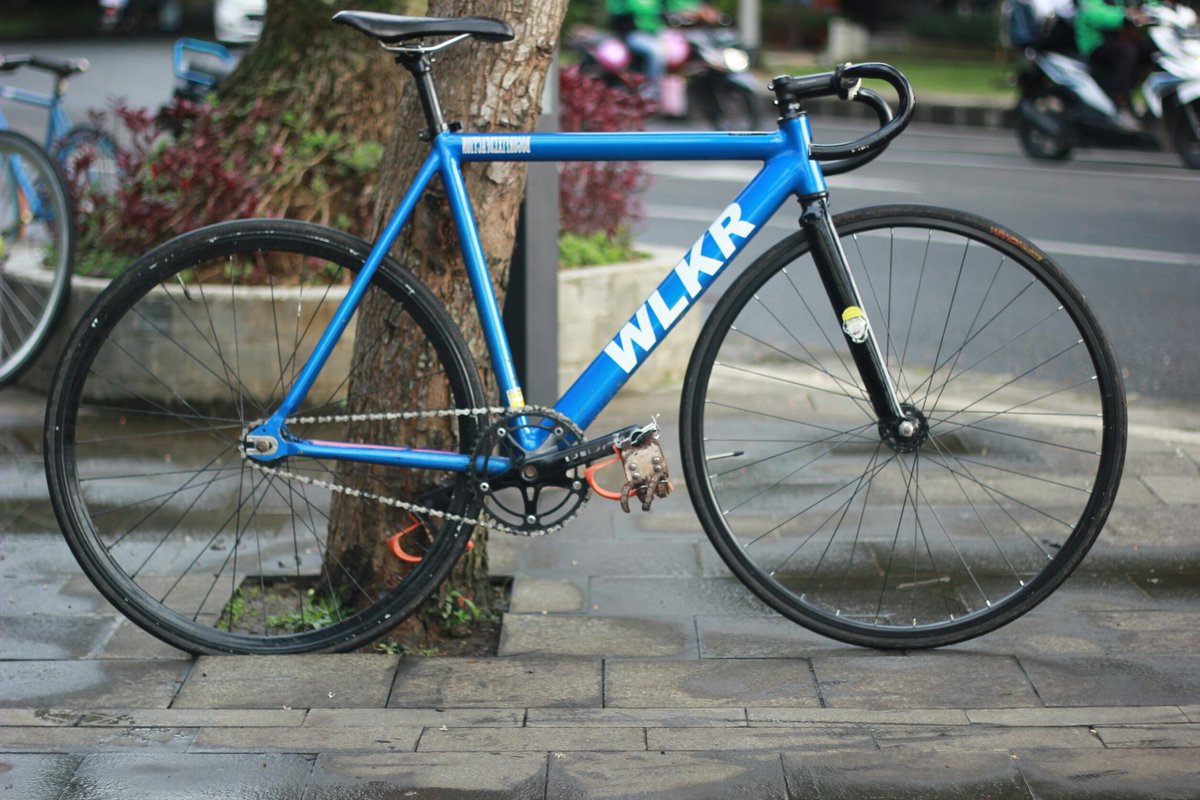 Rendiwandana_'s tweet photo. Wts frame walker alloy(no fork)sz53 inc bb hs sc, 2jt /wtt sama frameset Pcolite sz52 Line:rendiwndn #fnfjb @FnFjb #arjb #fix_fixedjb #bcjb https://t.co/77KSSjyCZ8