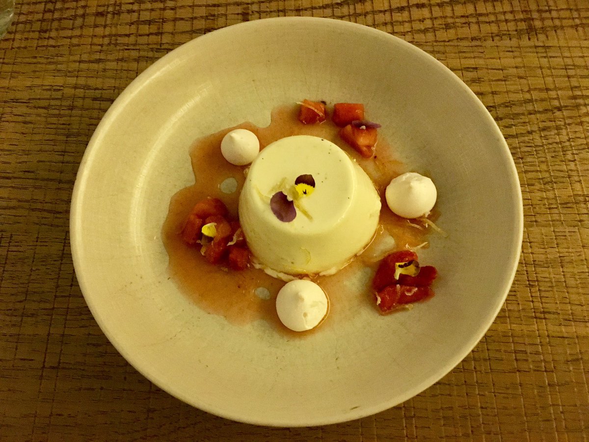 SpinelliManuela's tweet photo. Great dinner at @osterialucio with my family. Cleaned the plates. Thank you @GucciScanlon &amp; @ChapterOneDub  really enjoyed! #Italian https://t.co/sfbatPxs7o