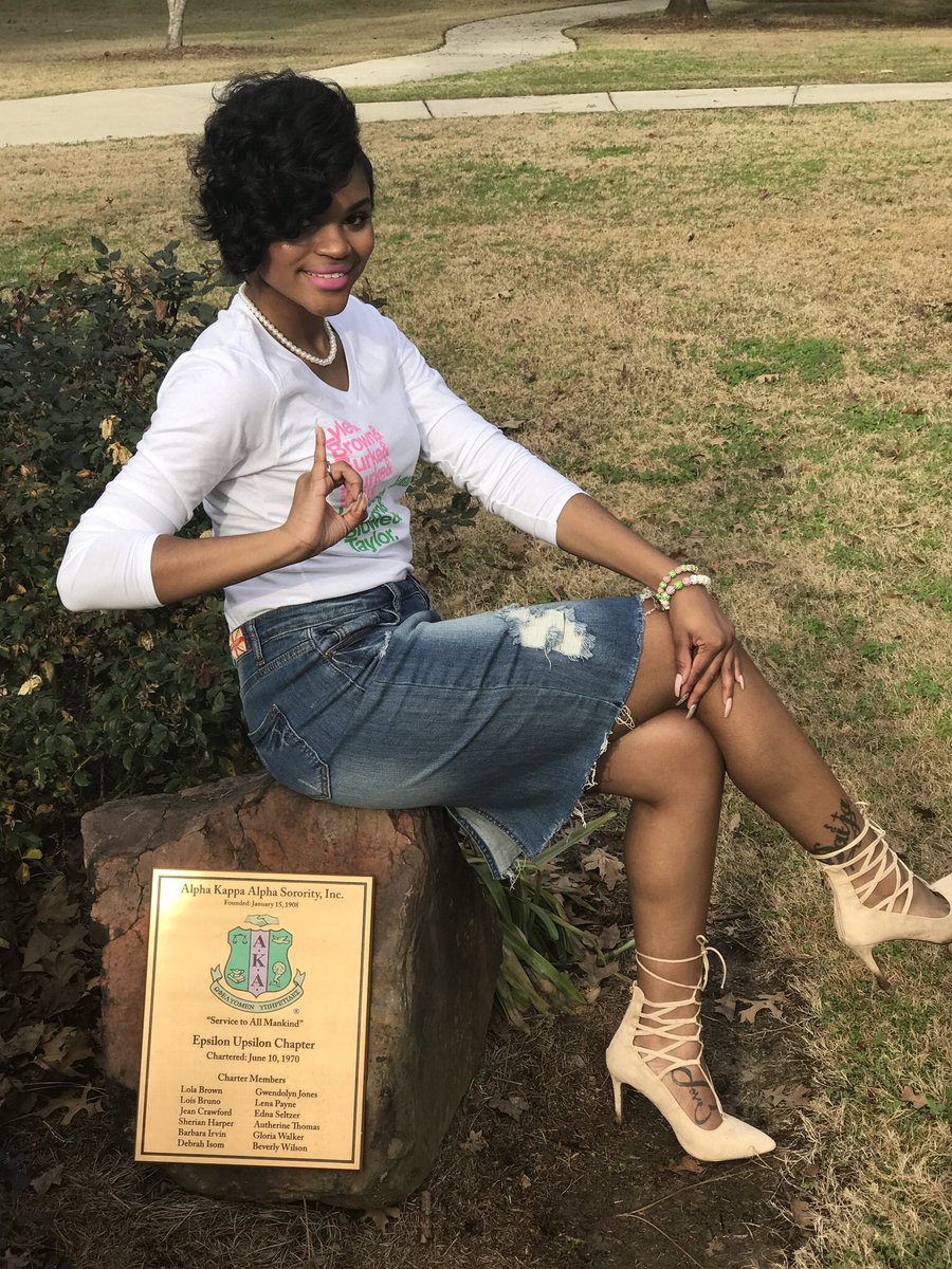 daij_bri's tweet photo. Happy 47th EY💕💚 #CharterDay #EpsilonUpsilon #June101970 https://t.co/xNm4oknY09