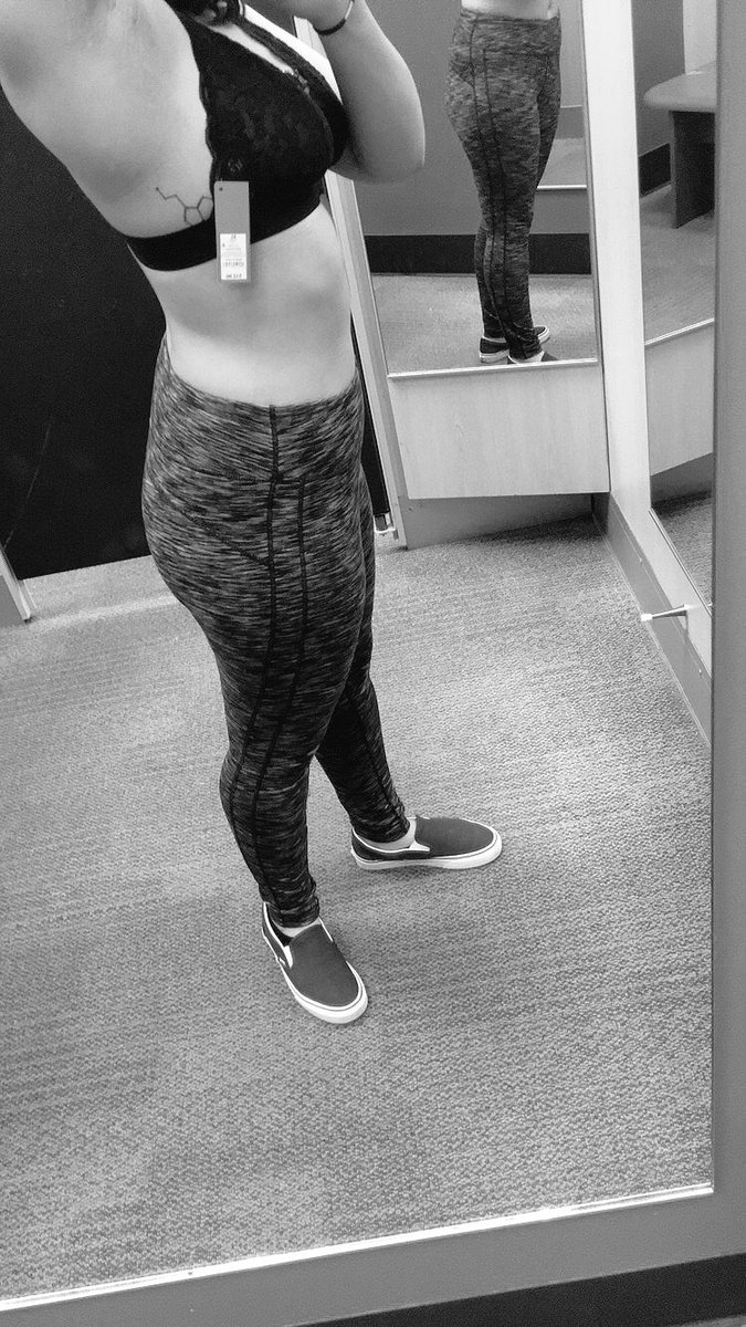 MistressIvvy's tweet photo. Reimburse your mistress for her shopping spree pigs #findom #femdom #acceptingtribute #acceptingsubs #paypigs @RTfucker @RTCunt96 https://t.co/pOrhgWg0L2