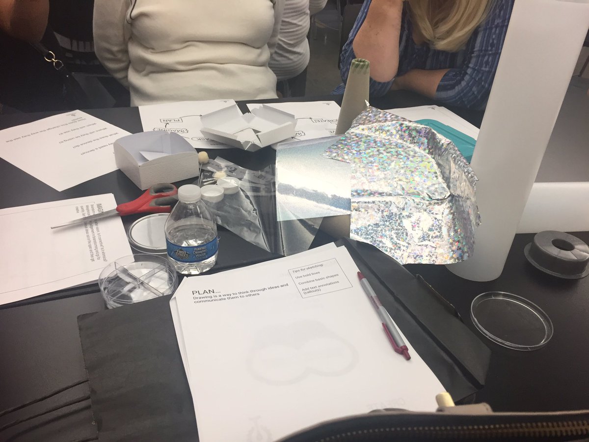 karenluvssports's tweet image. Final session. Making more stuff. #STEAM #ScienceTechnologyEngineeringArtsMath