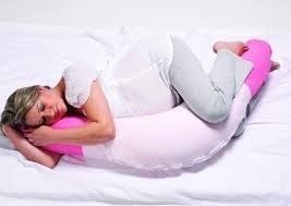 BabyShackStore's tweet photo. Almohadón para amamantar Celestina También lo podés usar para descansar y como nidito para tu bebé. Relleno con microperlas y funda lavable. https://t.co/2xAlUv6KjN