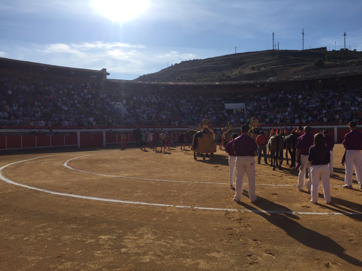 Gracias a todos los que nos habéis acompañado en la tradicional corrida de Primavera. Ahora, toca prepararse para la temporada de verano 🐂🐂