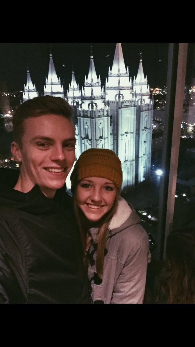 Ashlynkae14's tweet photo. I guess you don't have to act like an adult to be one.... hehe happy birthday @jacerobs you're old 🤔😂 https://t.co/RhxqZx5BJQ