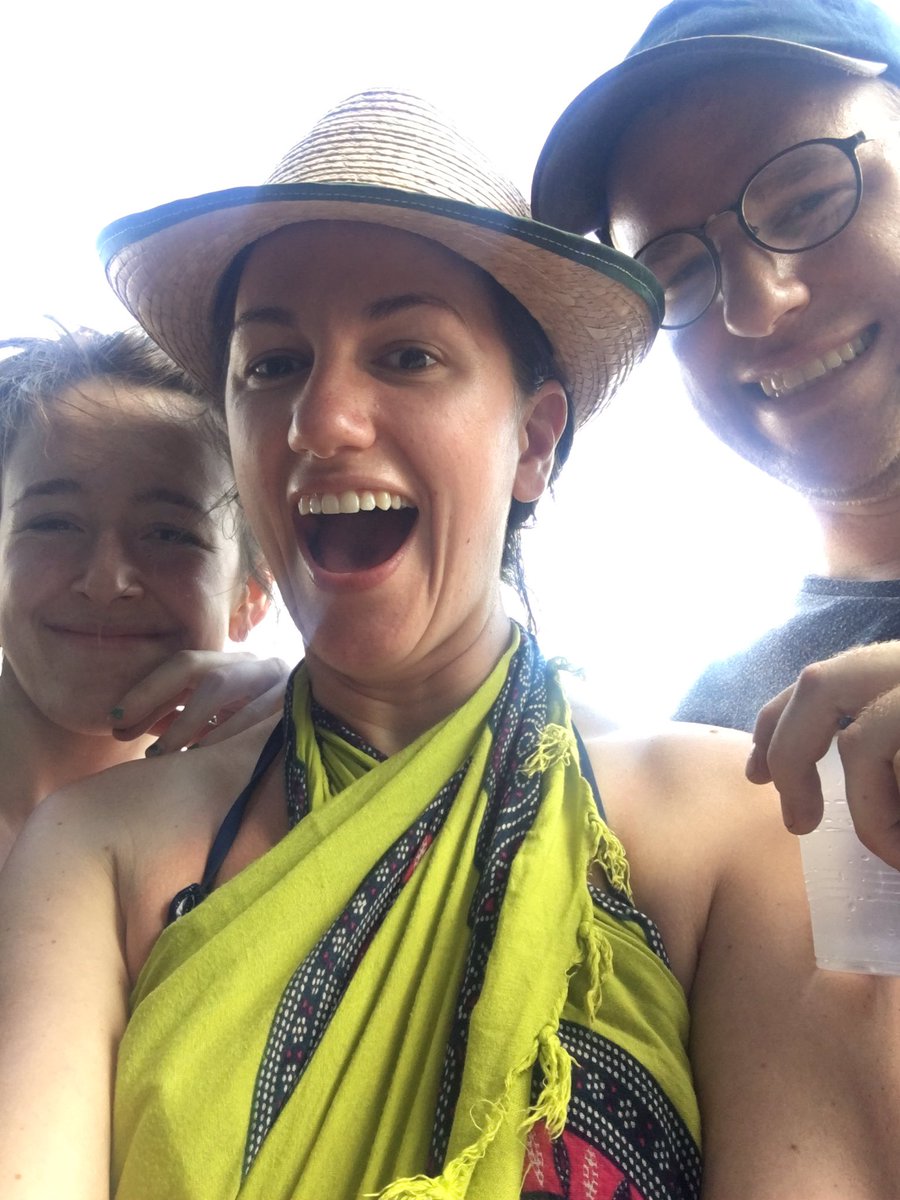 clairebnyc's tweet photo. Post-beach jams. Love that Brooklyn life. 🤸♂️
#NorthsideFestival #FondHan https://t.co/mYJGvq4IWY