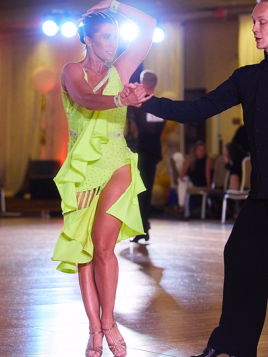 MeganWa11ace's tweet photo. This time last weekend I was dancing my heart out at @DanceWithMeUSA's #SummerInvitational 💃🏻🕺🏼 #letsdoitagainnextweekend 😇#DWMFam https://t.co/vDNgxUUsQ9