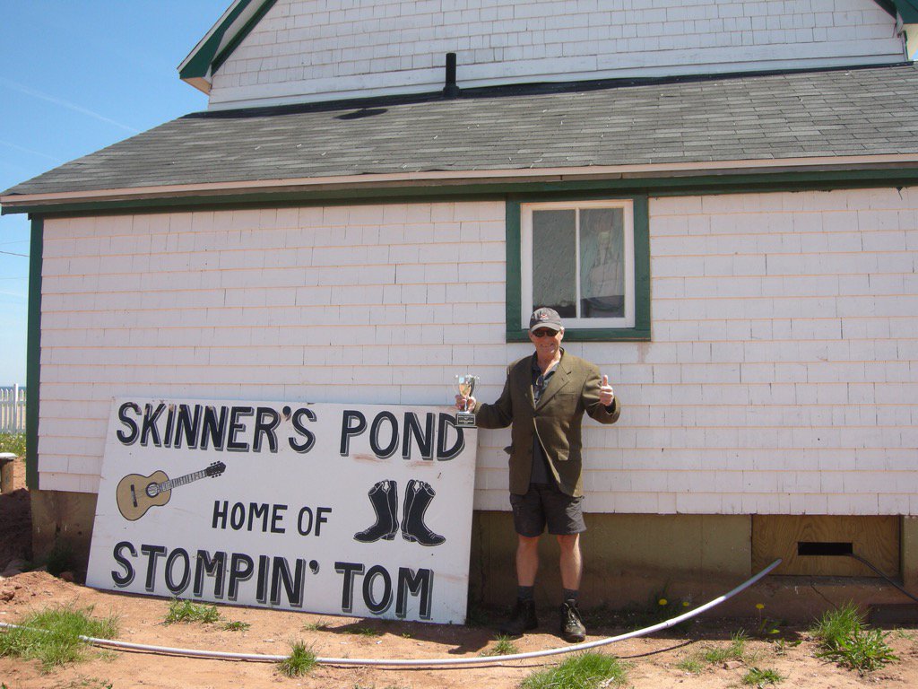 TeamJimenezBJT's tweet photo. The spuds are big on the back of Bud's rig #PEI #brightredmud #LCC #MVP #StompinTomConnors #AL https://t.co/tm4JjtIYAL