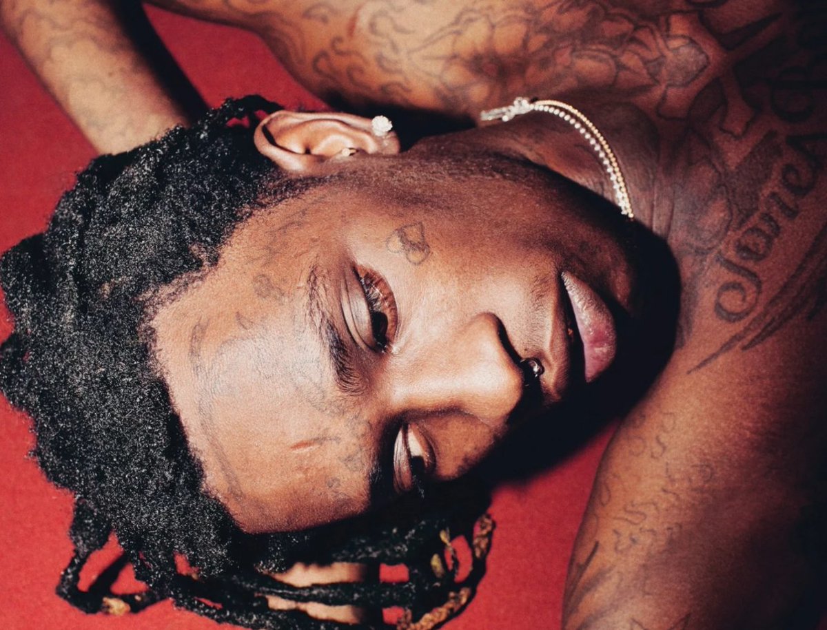 thefader's tweet photo. New @youngthug music dropping in T-minus 5 days 🙌🏾
https://t.co/FxkSzv9Og6 https://t.co/nWs7d9zBPQ