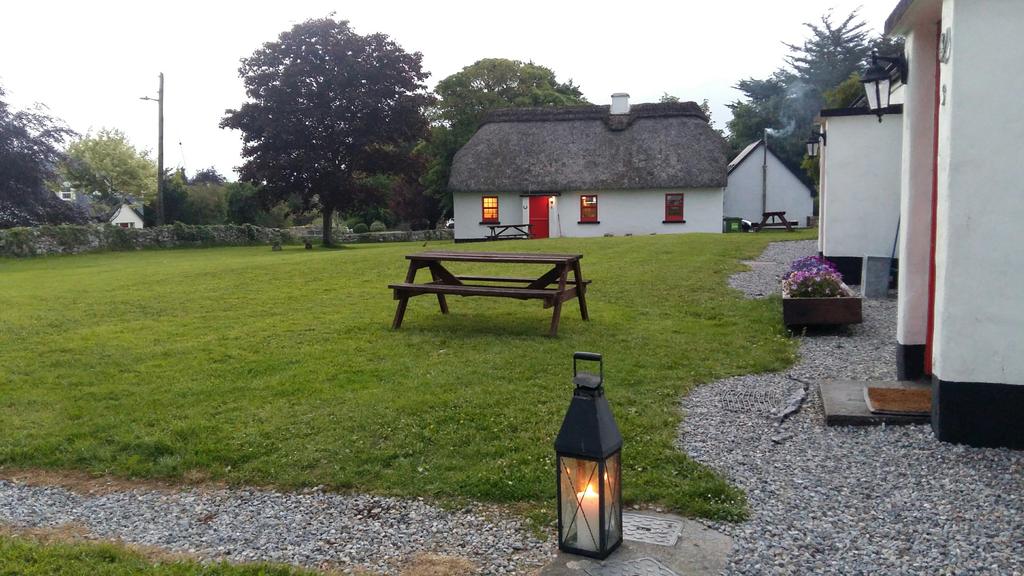 We're staying at <a href="/Thatched_IE/">Thatched Cottages</a> in Tipperary. We got a great deal with <a href="/EscapesIE/">Escapes.ie</a>, €149 for 3 nights! 😍 #travelblogger #traveltips #familyfun