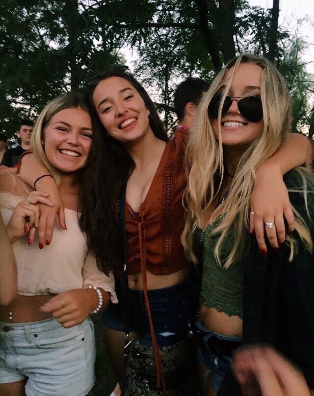 _ClaudiaWilson_'s tweet photo. Happy birthday crazy🔞 https://t.co/EdapL5njzt