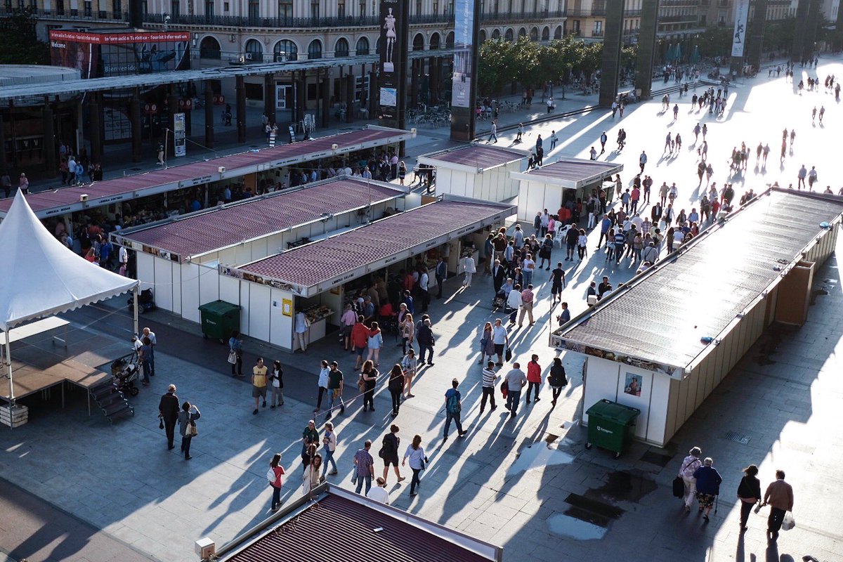 flibrozaragoza tweet picture