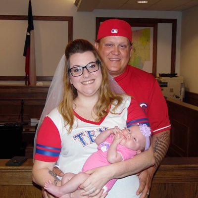 JeffandValery's tweet photo. #NewProfilePic https://t.co/z76fWuJBSM