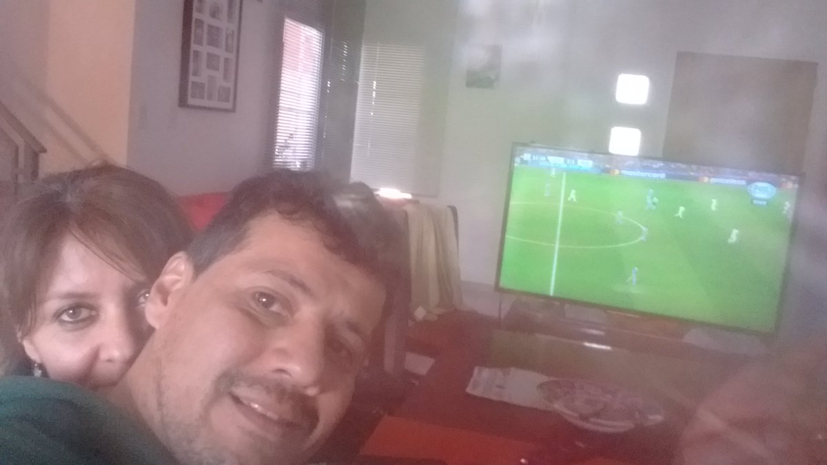 MarcosSantaCr's tweet photo. #ChampionsxFOX grande Mariano y Dieguito!!! Partidazo... https://t.co/3UrYAi9nF2