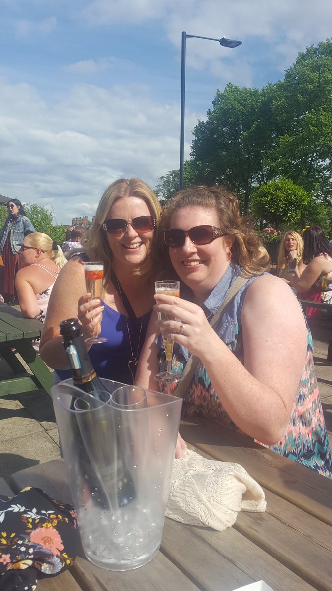LauraG0109's tweet photo. Lovely afternoon with @newt_emma34 drinking #prosecco @ProseccoSheff https://t.co/b6TSc50Z5V