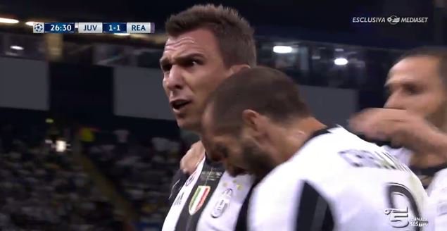 MediasetTgcom24's tweet image. #ChampionsLeague Si chiude il primo tempo: #JuveRealMadrid 1-1 Gol di #Mandzukic e #CristianoRonaldo #JuventusReal sportmediaset.mediaset.it/live/calcio/ch…