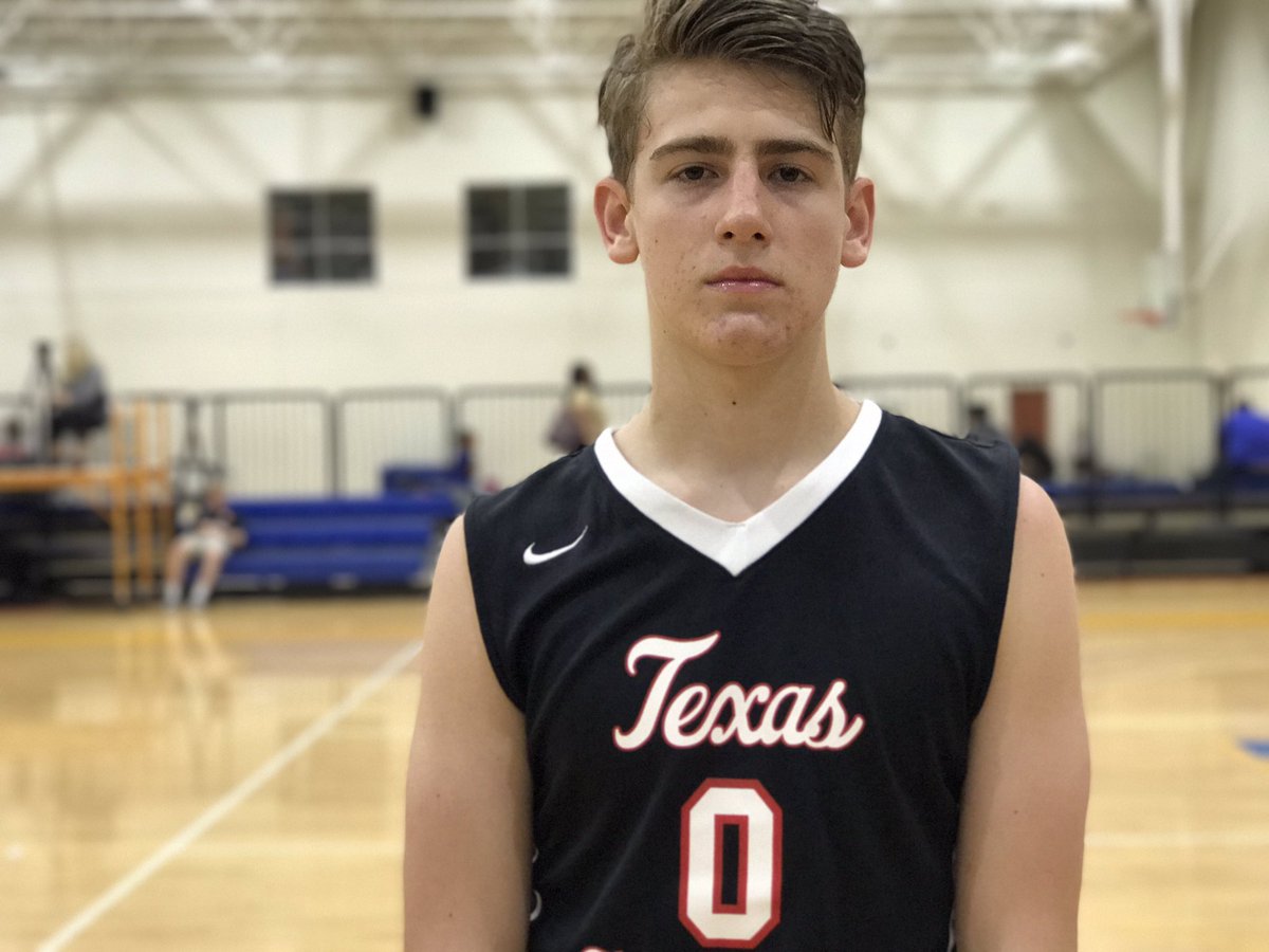 playhoops's tweet photo. Brothers Jack (left) and Ben Johnson were a bright spot for the Texas Hoosiers. Both have 🔫 and high IQ's. https://t.co/bvbZa0PYSU