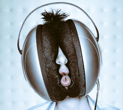 ivonneloes's tweet photo. Na oorperikelen mezelf kado gegeven:koptelefoon Ruim over mn oren met warm geluid #muziekluisteren #hoorrevalidatie #2eCI #ItTakesTwoToTango https://t.co/vfmd5qlyfo