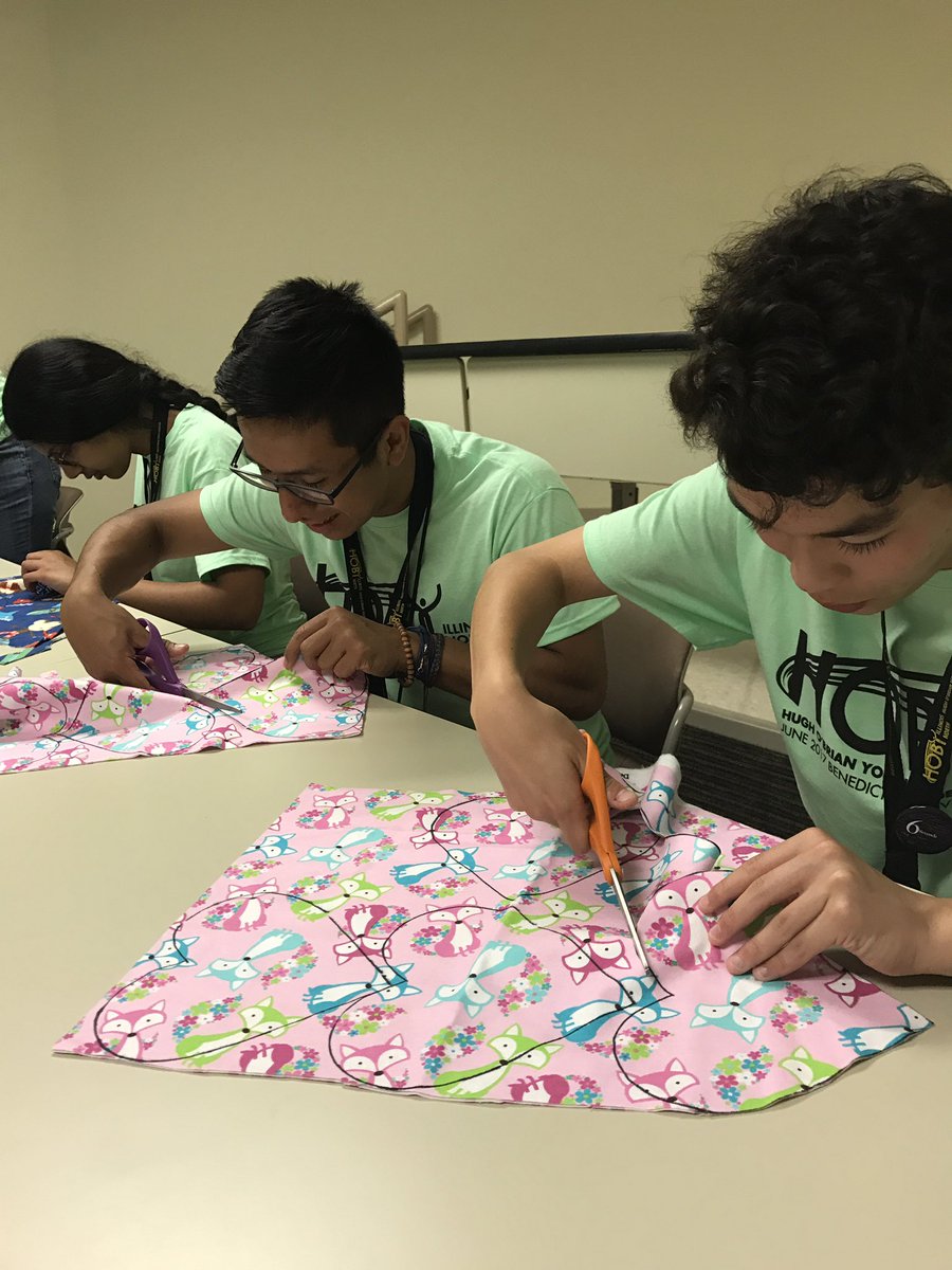 Making hearts for <a href="/StuffedLoveUSA/">Stuffed Love</a> at <a href="/HOBYILNorth/">HOBY Illinois-North</a> #volunteer #hobyiln2017
