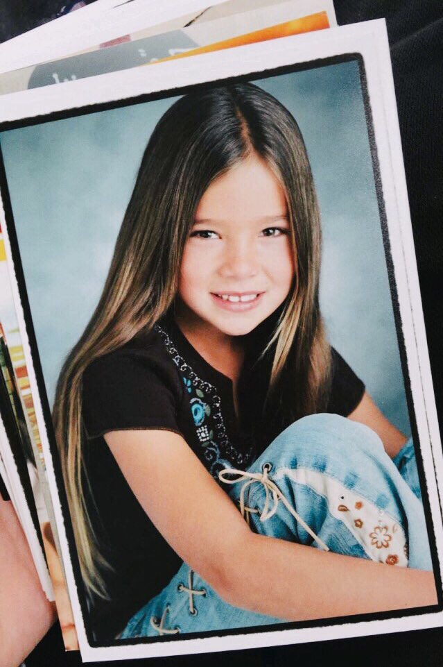 exhaileedits's tweet photo. cute haiz 🌹 (hi guys so i moved my acc to @haileedits is the same username but a diferent acc if you want, follow me there!🌺 ex: haileedits) https://t.co/gjUJVYldEK