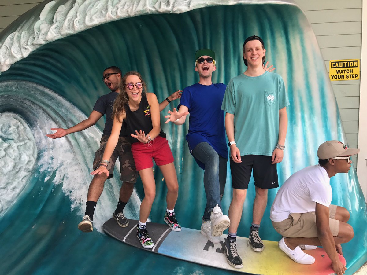 Long Hollow Wave tweet media