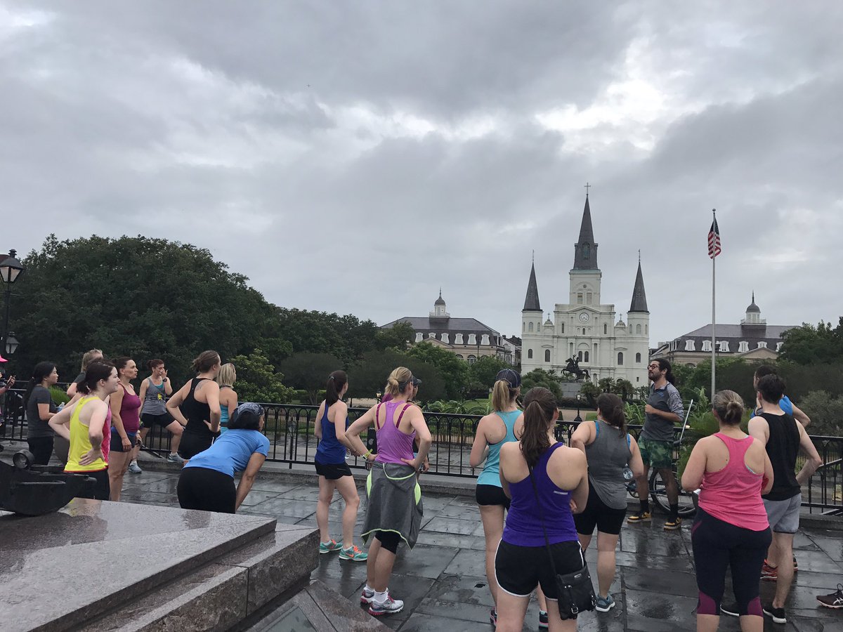 TheSweatSocial's tweet photo. #ASMicrobe2017 knows how to #travelfit! Yoga and running were packed this morning! 👍🏽💪🏾🙌🏽 #ASMicrobe https://t.co/P164Kpge8Y