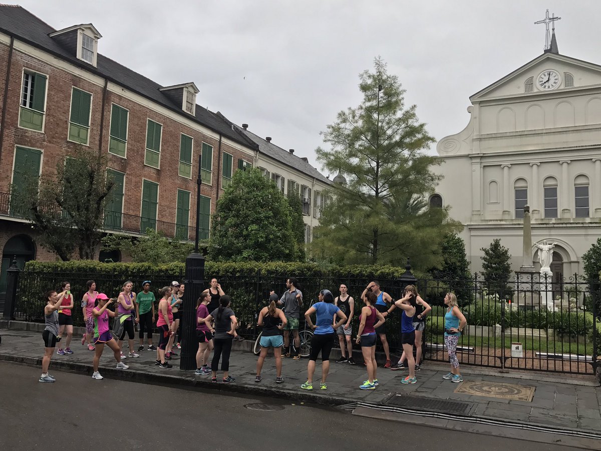 TheSweatSocial's tweet photo. #ASMicrobe2017 knows how to #travelfit! Yoga and running were packed this morning! 👍🏽💪🏾🙌🏽 #ASMicrobe https://t.co/P164Kpge8Y