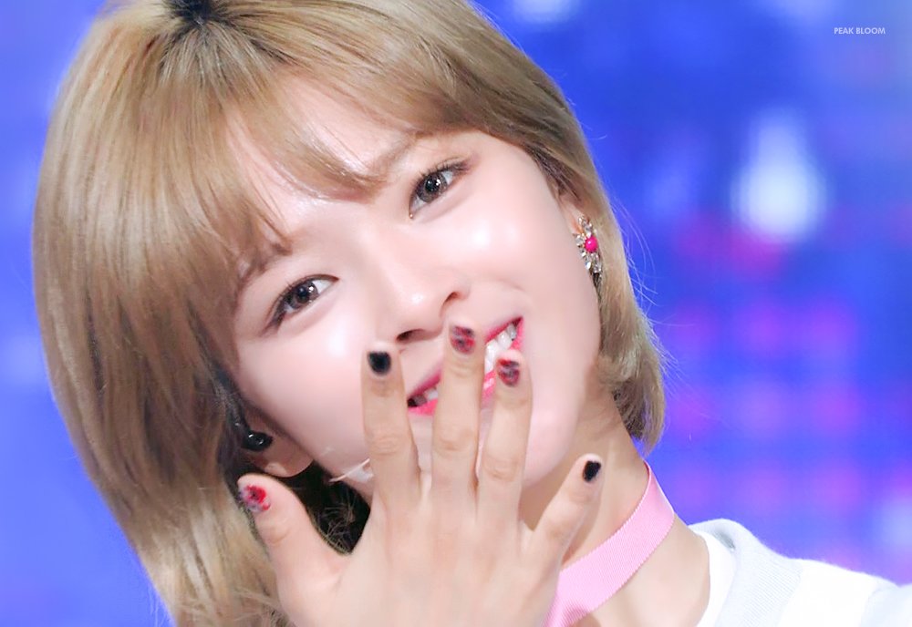 peakbloom_tw's tweet photo. 170602 뮤직뱅크 정연 #TWICE #트와이스 #JEONGYEON #정연

https://t.co/N7TurrCz9c https://t.co/APrehygkAE