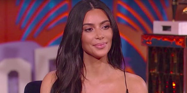 thevanessabrand's tweet photo. Kim Kardashian revealed the reason she split from her longtime stylist Monica Rose https://t.co/kcCX3Qrl8O https://t.co/OO1OGcJ4og