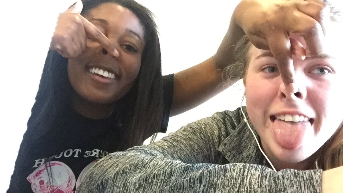EWLIE's tweet photo. happy birthday to the best roommate &amp;friend I could of asked for freshman year. I seriously wouldn't of made it through w/o u! <3 u so much https://t.co/sbbjpJOX1H