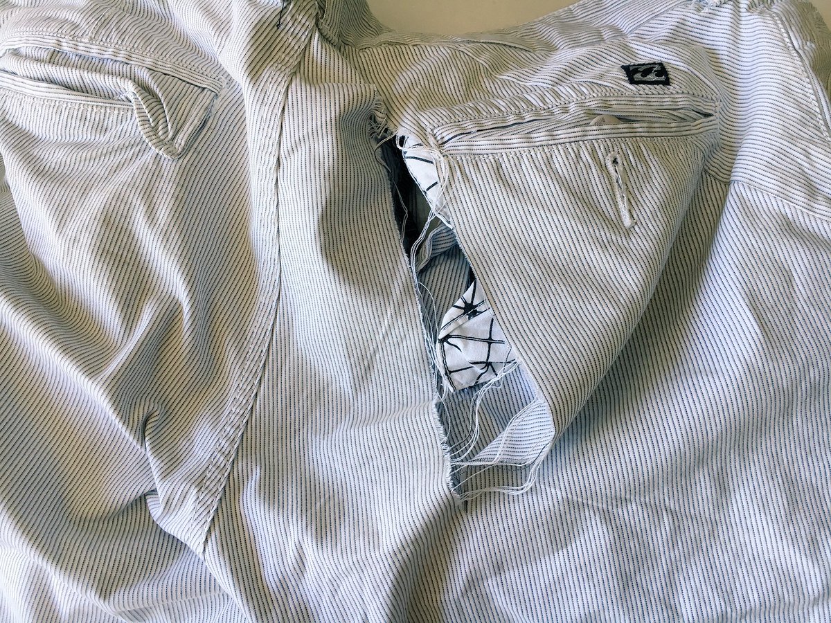 TrueNrthPaddle's tweet photo. When you're slugging #paddleboards all day you don't notice your @billabong1973 shorts rippin' #hardwork @paddlesurfca @ONSUPSeries https://t.co/CmsbCc5ty3