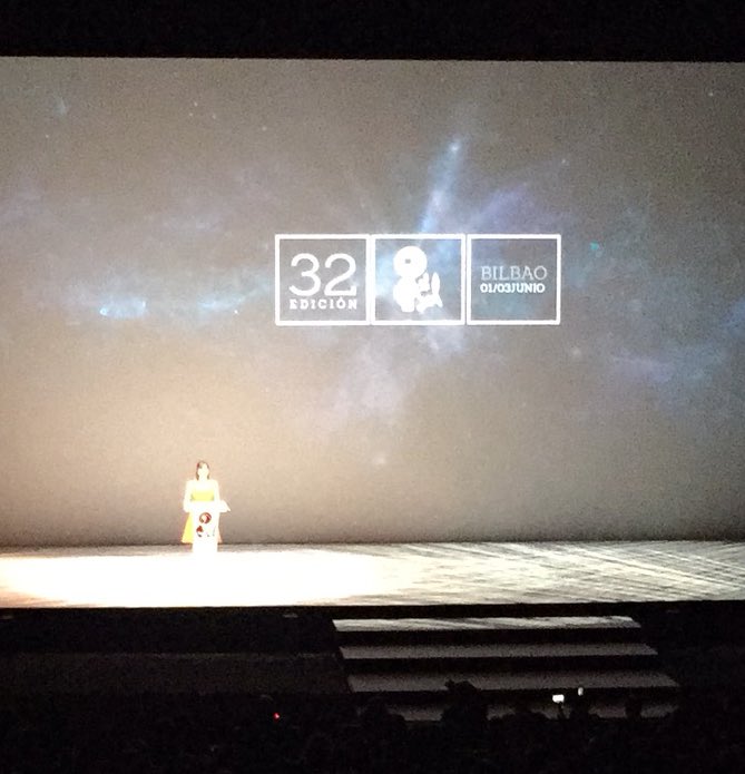 ixarsa's tweet photo. Empieza el festival!!! #ElSol2017 
Vamos con la entrega de premios!!! https://t.co/DDuITzDh1y
