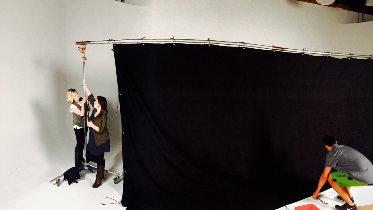 t1dexposed's tweet photo. Getting ready for the big day! #t1d #typeone #diabetes #shedtheshame #t1dexposed #taralaymanphotography @taralaymanphoto https://t.co/Obyfd7YDcQ