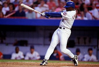 Happy Birthday to Carl Everett! The former OF turns 46 today. 
