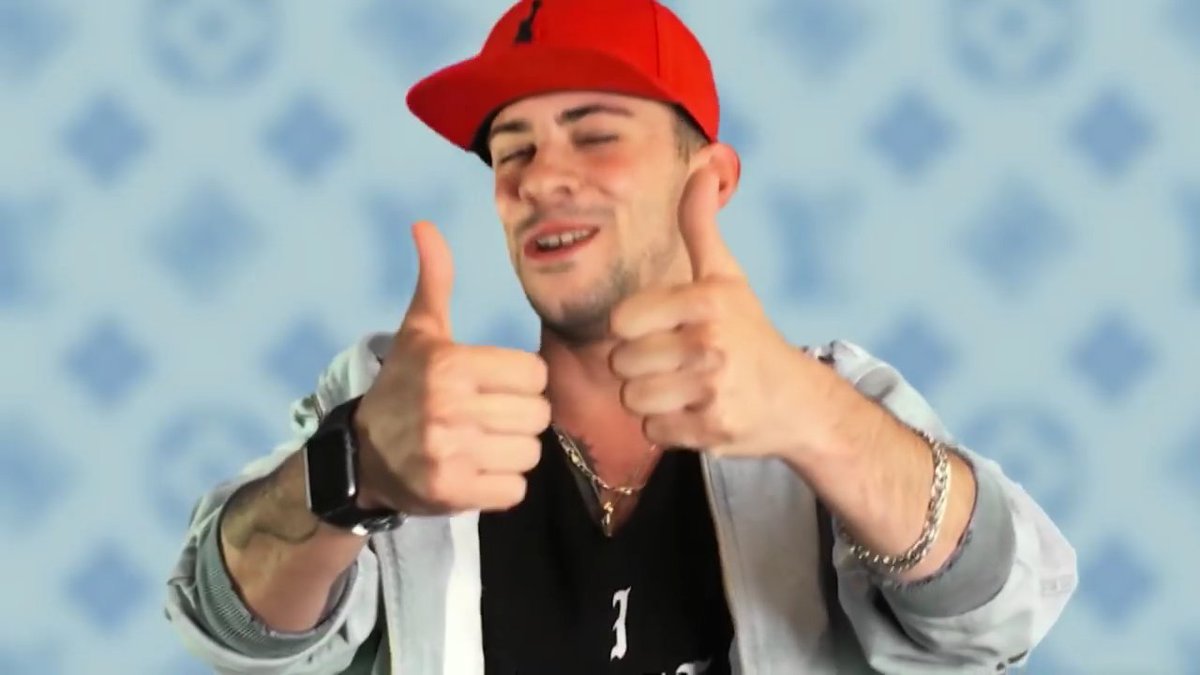 zaralenaaaa's tweet photo. @princekayone84 DanielleNegroni hats gecovert😄 https://t.co/dYSYksRYtZ