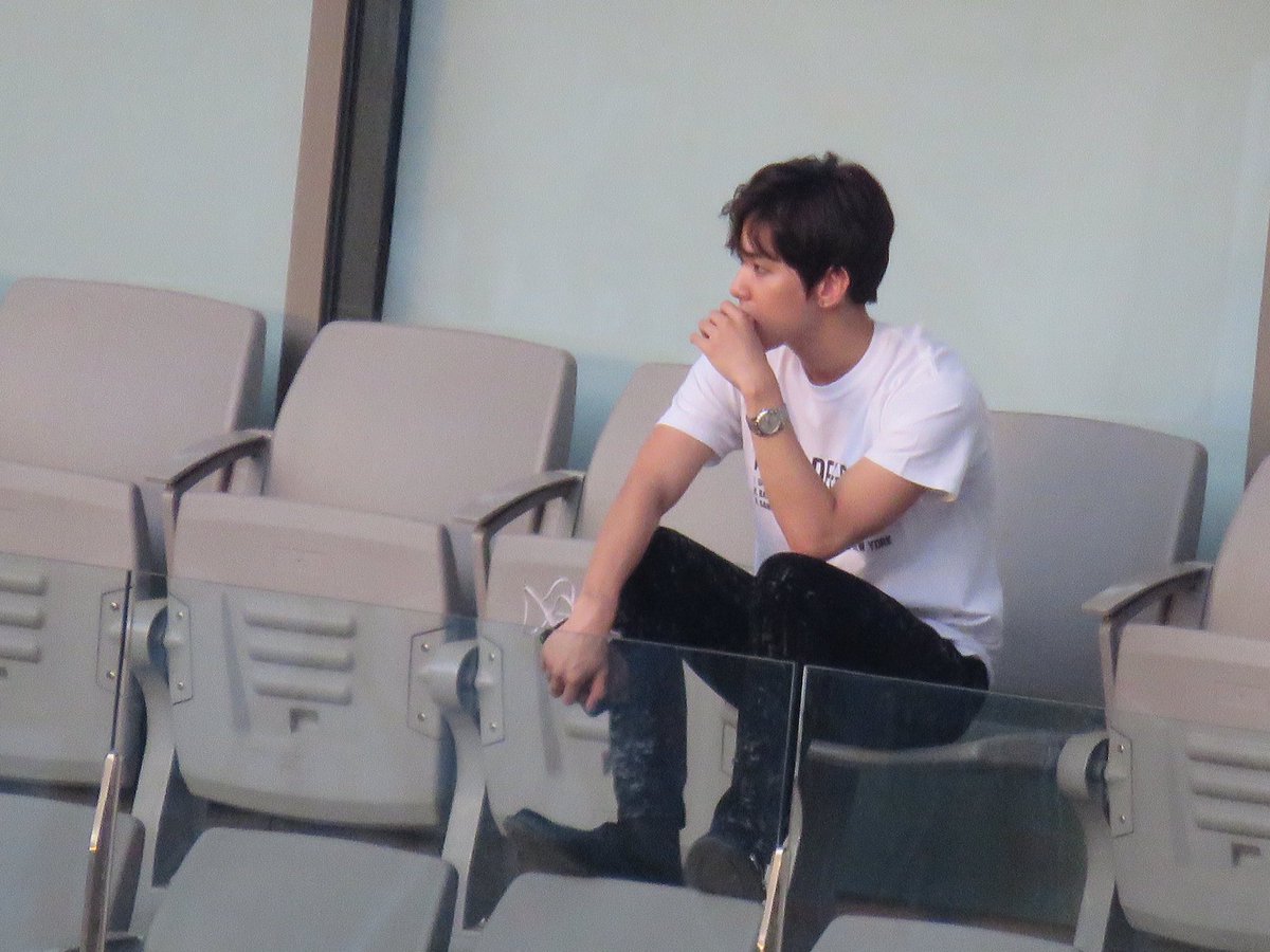 knockknock0408's tweet photo. 170603 BAEKHYUN cr.SSE_BGR 
https://t.co/fgNEe54Cbj
https://t.co/Mt9GLlIz3I
https://t.co/InUtIVIUUm
https://t.co/UqKAKBPuD3 https://t.co/Htq2GC8oLh