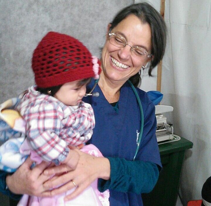 SaludTigre's tweet photo. Ni el frío nos para. Vacunación de niñxs y control Odontológico en #Rincón y vacunación y control de la vista de adultos mayores en #Pacheco https://t.co/9CKWjurB6t