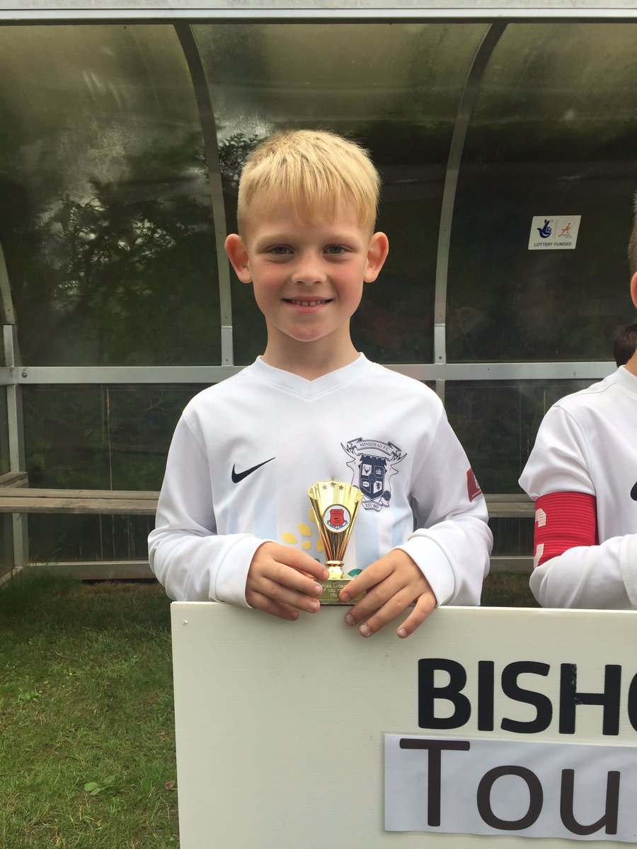 Mineheadmakem's tweet photo. Logan played amazing today as did the others well done lads @MineheadAFC under 7s #ballersinthemaking #fun #teamworkmakesthedreamwork https://t.co/NUSQOQFkPx