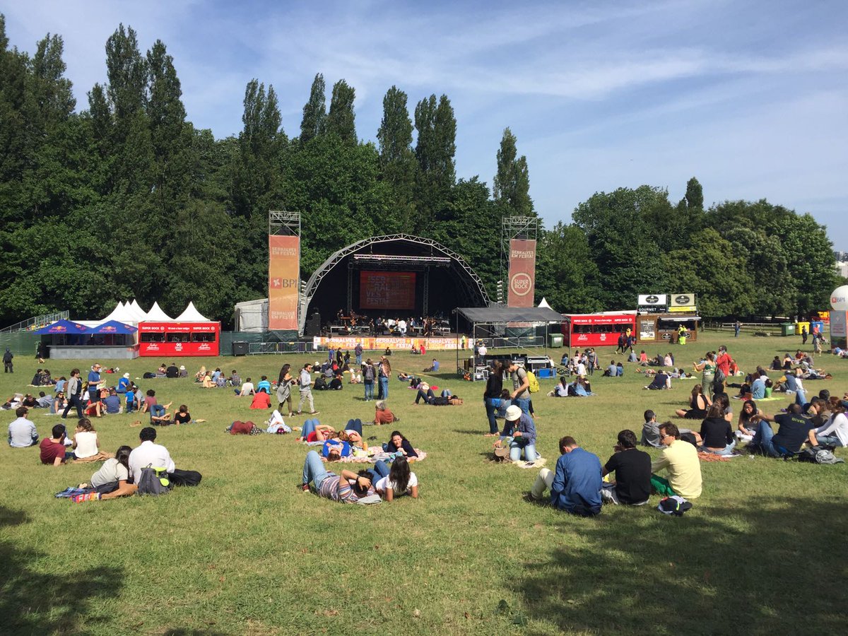 turisriasbaixas's tweet photo. Los #RíasBaixasFests en #Serralves. Invitamos a #Porto a disfrutar de nuestra música, gastronomía y paisajes increíbles. #AtlanticoExpress https://t.co/KiRPkcrmKO