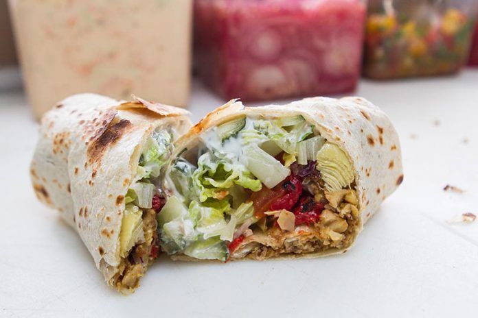 The Food Truck: An up-Island gem - The Martha's Vineyard Times buff.ly/2rn0CWC via <a href="/themvtimes/">MV Times</a> #marthasvineyard