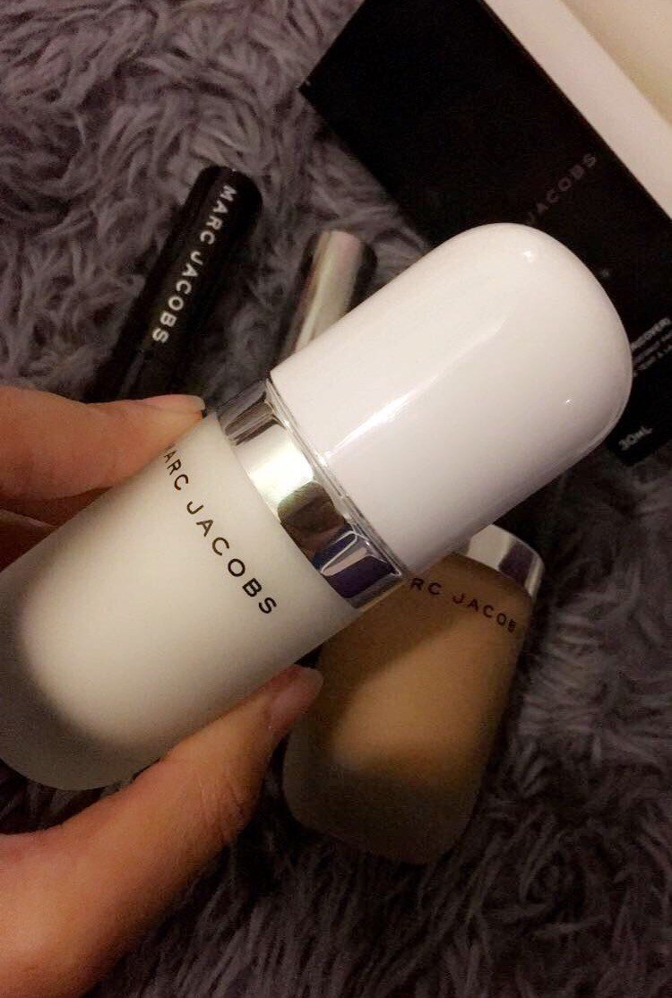 makeupbykirn's tweet photo. Has Marc Jacobs found the solution to foundation wear time ? https://t.co/qvtRHdP7BH https://t.co/wDbMNo4i6M