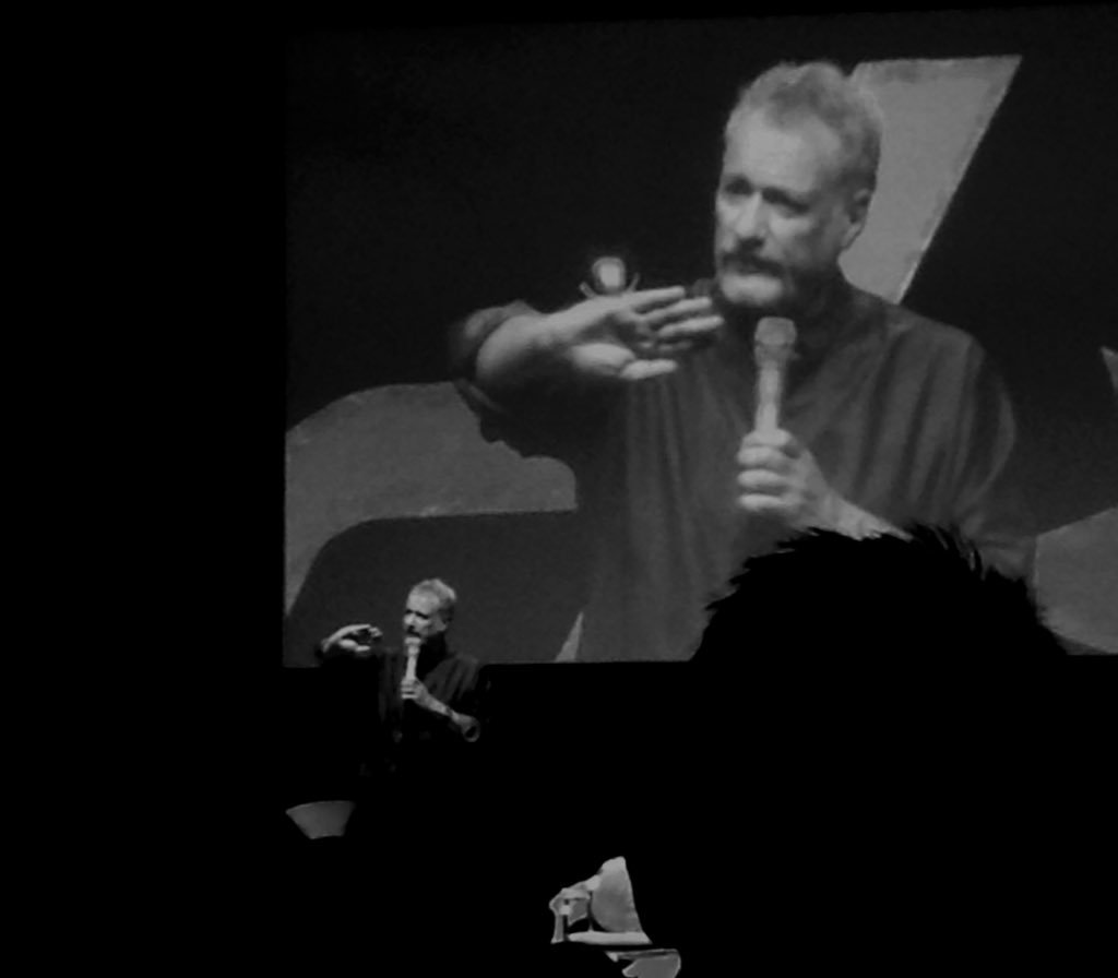 AussenLinie's tweet photo. .@johndelancie on stage at #fedcon #FedCon26 https://t.co/RZOE51y01A