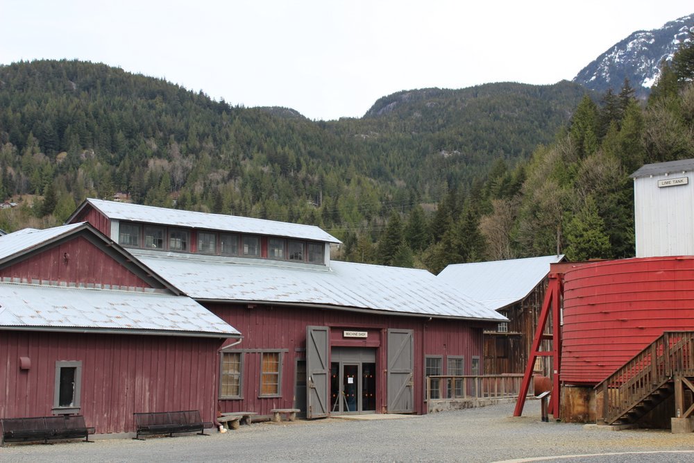 EternalBirdCo's tweet photo. Don't mind me, I'll just be spending all day wandering thru this beautiful piece of Canadian history #getoutside #explorebc @britanniamine https://t.co/4oUg7BP616