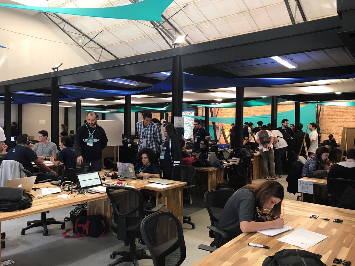 vusecurity's tweet photo. ¡VU presente!  #hackathonciab #cisconohackathonciab Creatividad, innovación y emprendedorismo @Cisco_LA  @ciscoconosur https://t.co/BGyr9lD6k9