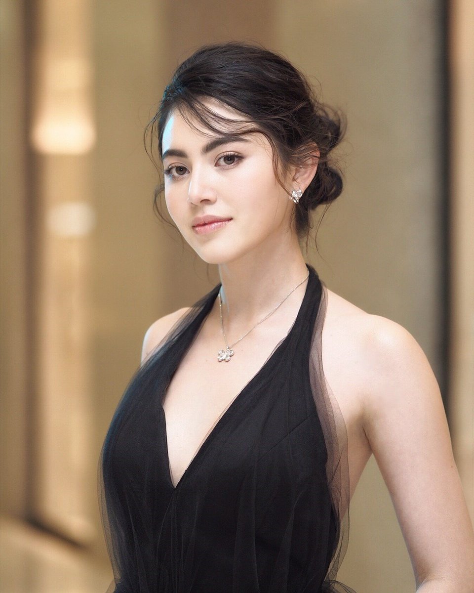 Watch Davika Hoorne video Watch Davika Hoorne video